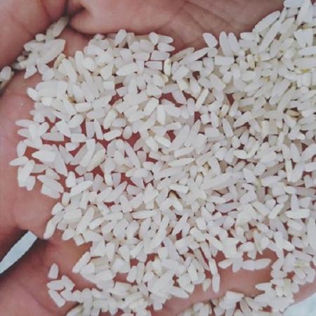بررسی کیفی برنج نیم دانه عنبربو