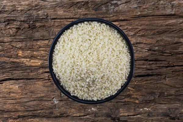 توزیع انواع برنج نیم دانه کیلویی