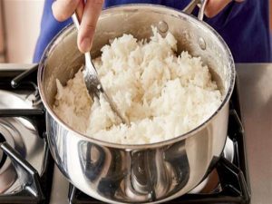 دلیل شفته شدن برنج در پلوپز